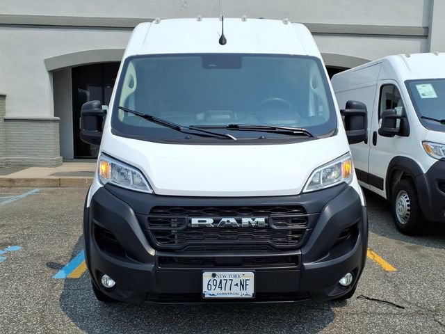 Used 2025 RAM ProMaster 2500 w/ Convenience Group FWD image 2