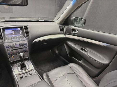 Used 2011 INFINITI G37 x Sedan w/ Premium Pkg AWD/4WD image 36