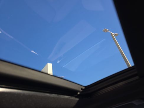 Used 2022 BMW X5 sDrive40i w/ Premium Package image 33