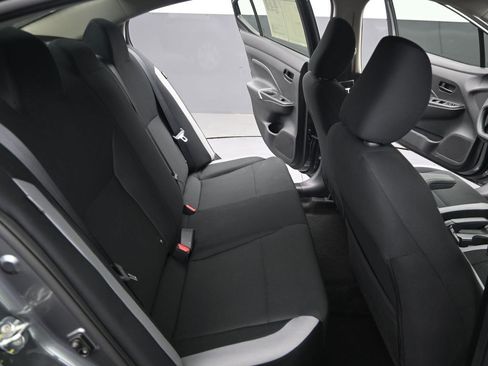 Used 2025 Nissan Versa S w/ Trunk Package image 27