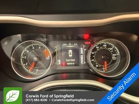 Used 2016 Jeep Cherokee Latitude w/ Comfort/Convenience Group image 6