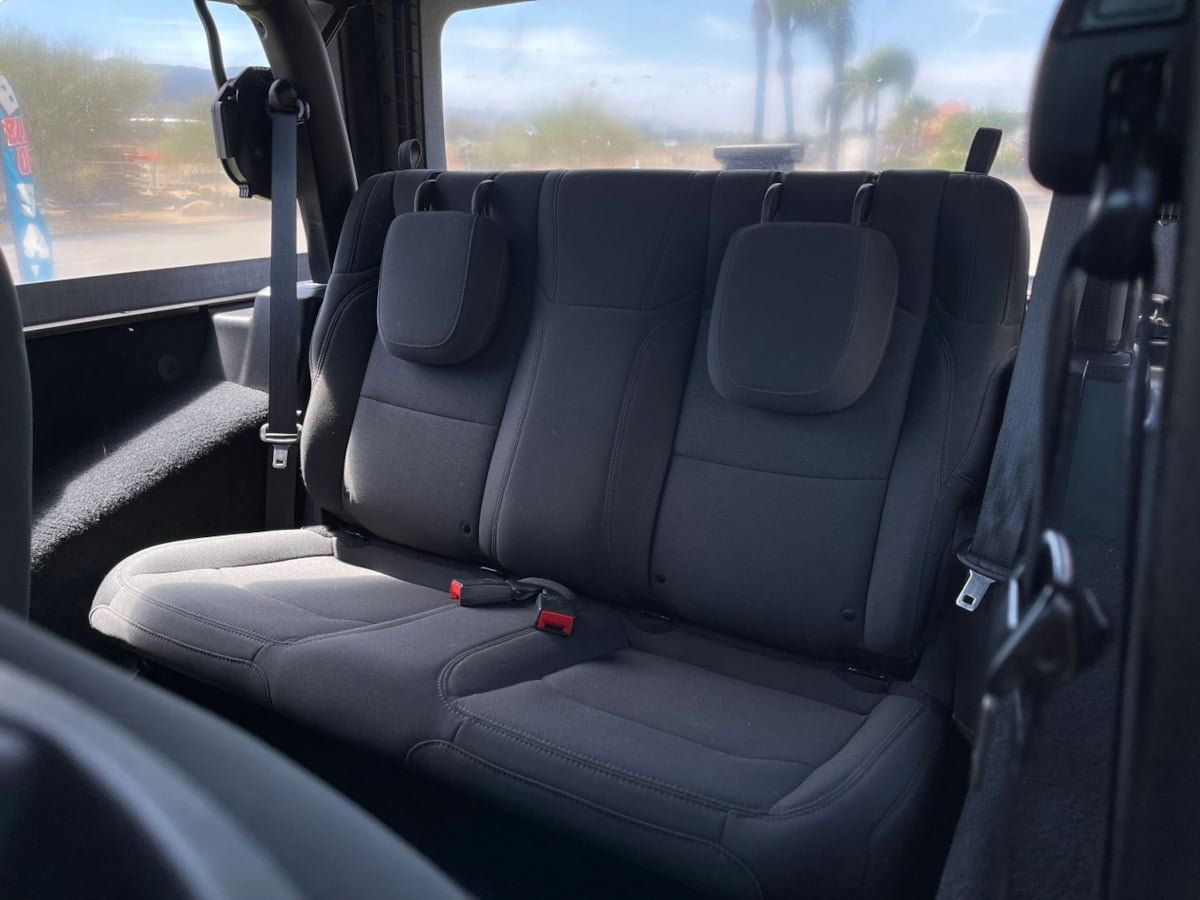 Used 2018 Jeep Wrangler Sport AWD/4WD image 19