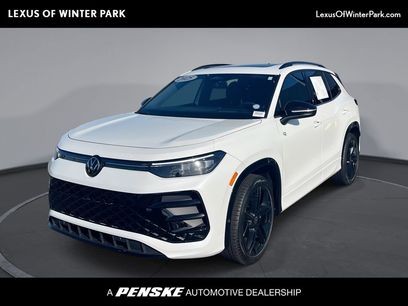 Used 2025 Volkswagen Tiguan SE R-Line