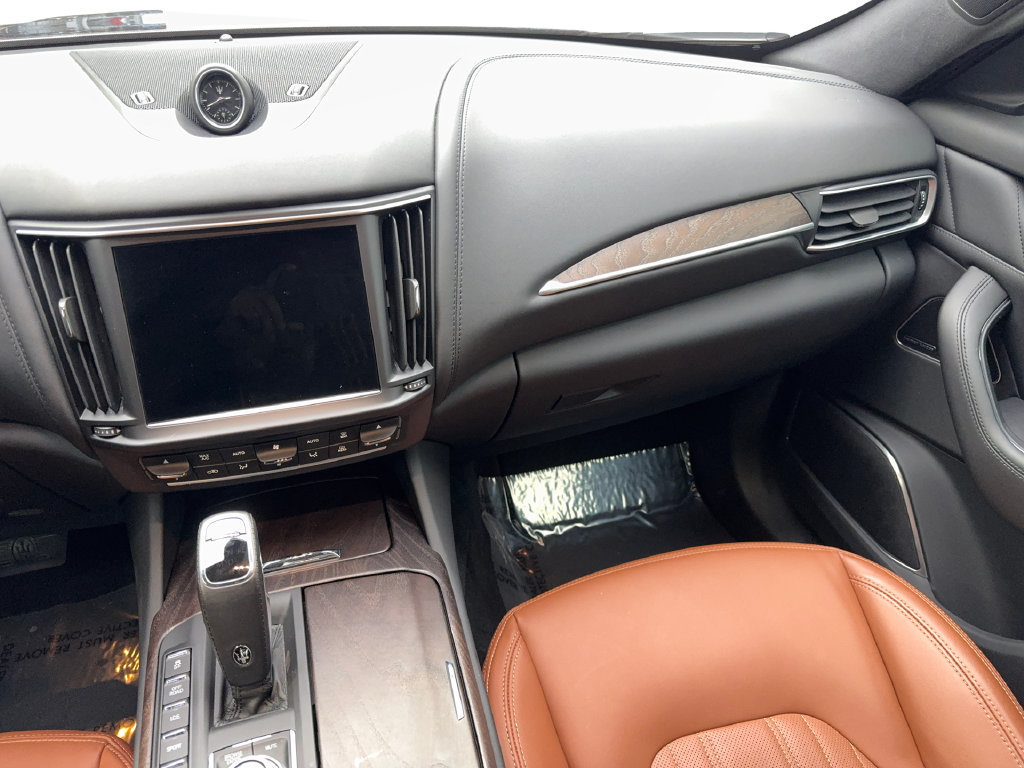 Used 2023 Maserati Levante GT AWD/4WD image 57