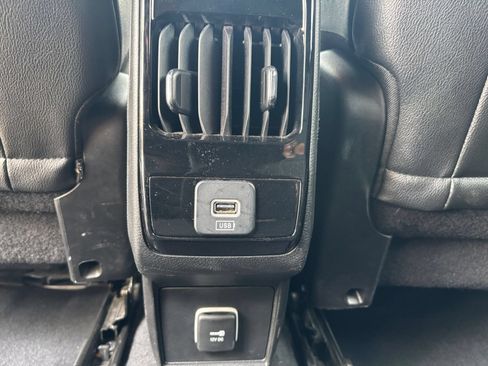 Used 2025 Jeep Compass Limited AWD/4WD image 23
