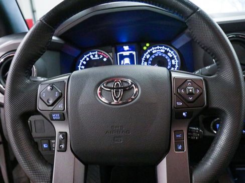 Used 2023 Toyota Tacoma TRD Off-Road image 16
