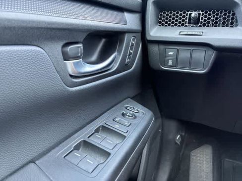 Used 2025 Honda CR-V Sport-L image 40