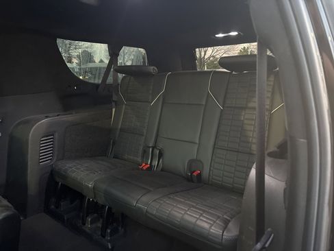 Used 2021 Cadillac Escalade ESV Sport Platinum image 18