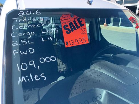 Used 2016 Ford Transit Connect XL image 3