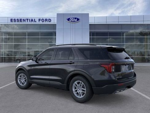 New 2026 Ford Explorer Active w/ Active Comfort Package image 4