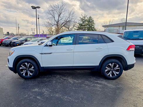 Used 2024 Volkswagen Atlas Cross Sport SE AWD/4WD image 9