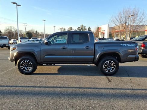 Used 2021 Toyota Tacoma TRD Sport image 13