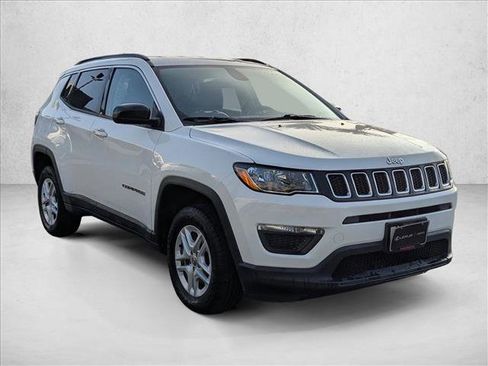 Used 2019 Jeep Compass Sport w/ Tech Group image 4