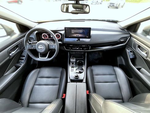 Certified 2024 Nissan Rogue SL w/ SL Premium Package image 14