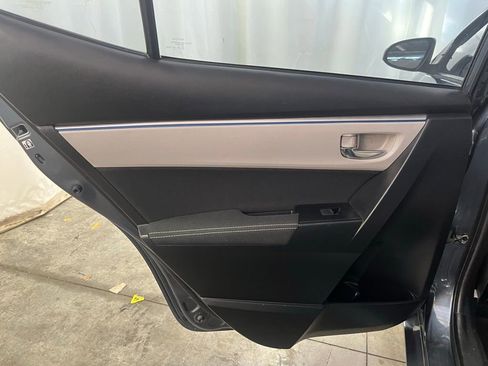 Used 2016 Toyota Corolla LE image 23