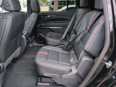 New 2026 Chevrolet Traverse RS image 23