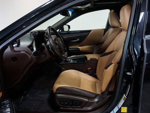 Used 2021 Lexus ES 250 w/ Premium Package image 8