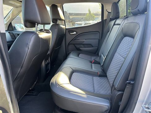 Used 2016 Chevrolet Colorado Z71 image 16