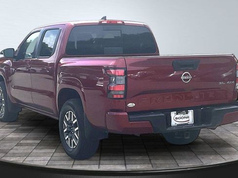 Certified 2025 Nissan Frontier SL AWD/4WD image 3