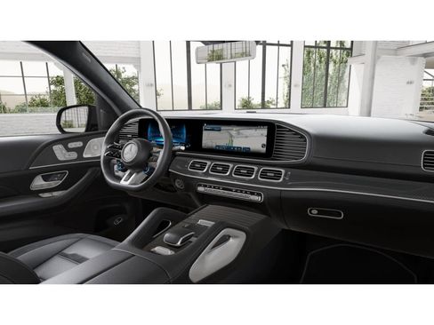 New 2026 Mercedes-Benz GLS 63 AMG 4MATIC image 5