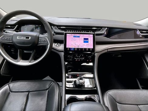 Used 2022 Jeep Grand Cherokee Limited 4xe w/ Luxury Tech Group II AWD/4WD image 16