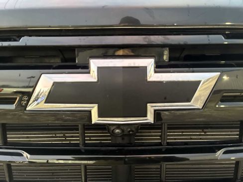 Used 2025 Chevrolet Silverado 3500 LTZ image 32