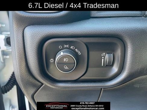 Used 2022 RAM 2500 Tradesman w/ Chrome Appearance Group image 13