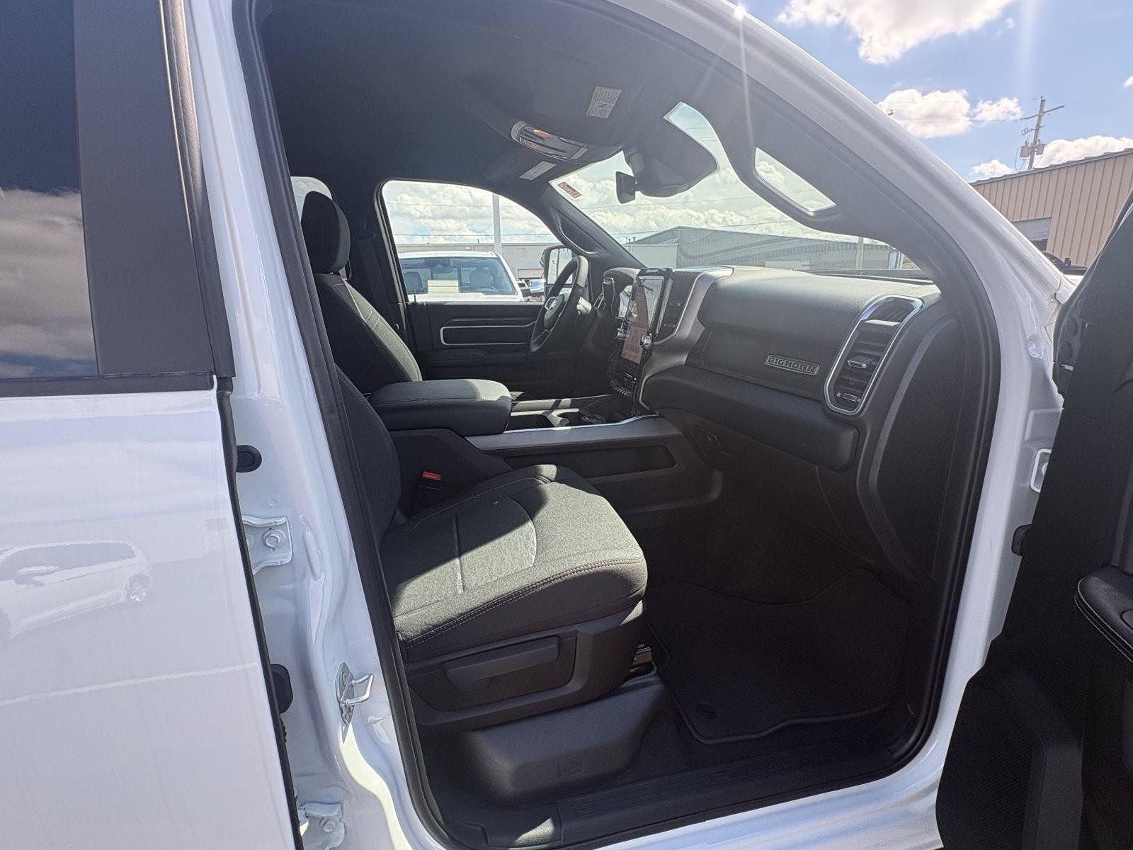 New 2026 RAM 3500 Big Horn AWD/4WD image 14