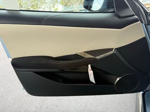 New 2025 Karma Revero Luxury RWD image 11