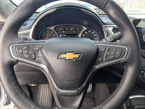 Used 2016 Chevrolet Malibu Premier w/ Driver Confidence Package II image 18