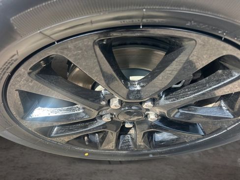 Used 2020 Jeep Grand Cherokee Altitude AWD/4WD image 18