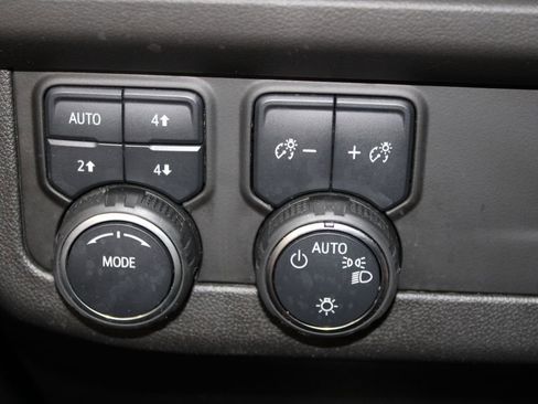 Used 2023 Chevrolet Tahoe Premier image 45