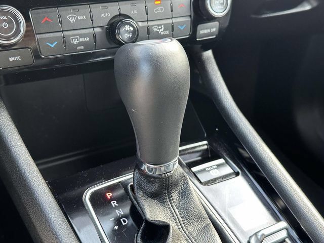 Certified 2024 Jeep Compass Limited AWD/4WD image 16