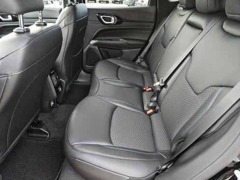 New 2026 Jeep Compass Latitude image 28