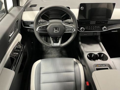 New 2025 Honda Prologue Touring image 19