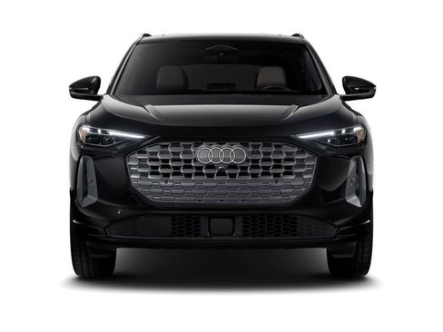 Used 2025 Audi Q5 Premium Plus w/ Premium Plus AWD/4WD image 4