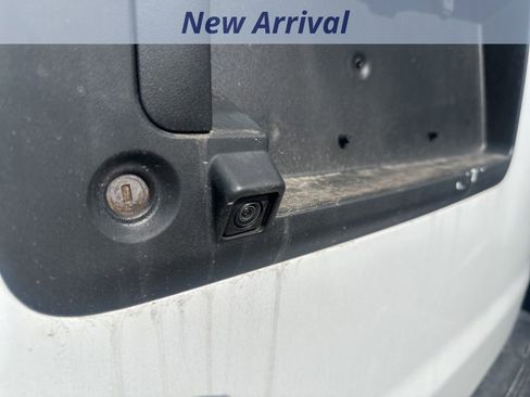 Used 2024 Chevrolet Express 3500 LS image 9