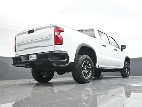 Used 2024 Chevrolet Silverado 1500 ZR2 w/ Technology Package AWD/4WD image 54
