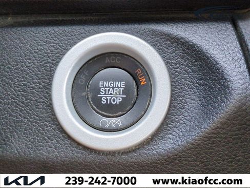 Used 2022 RAM 1500 Classic SLT w/ Electronics Convenience Group image 28