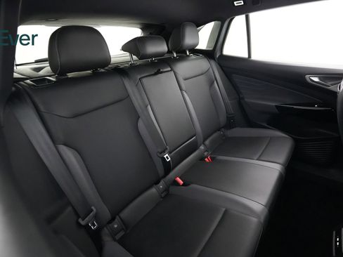 Used 2023 Volkswagen ID.4 Pro S RWD image 5