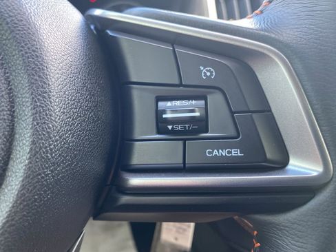 Used 2022 Subaru Crosstrek 2.0i Premium AWD/4WD image 24