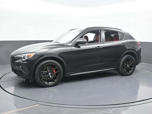Used 2019 Alfa Romeo Stelvio w/ Nero Edizione image 2