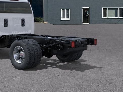New 2026 GMC Sierra 3500 Pro w/ Convenience Package AWD/4WD image 38