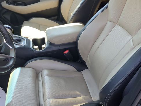 Used 2022 Subaru Outback Limited image 15