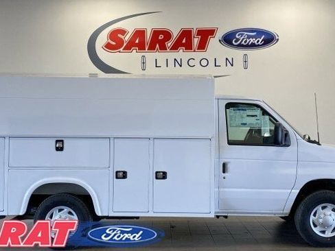 New 2026 Ford E-350 and Econoline 350 Super Duty w/ Power Equipment Group RWD image 1