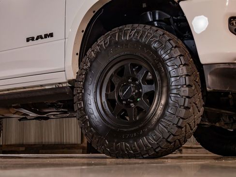 Used 2023 RAM 3500 Limited image 15