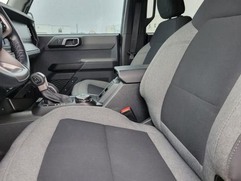 Used 2023 Ford Bronco Big Bend w/ Sasquatch Package image 16