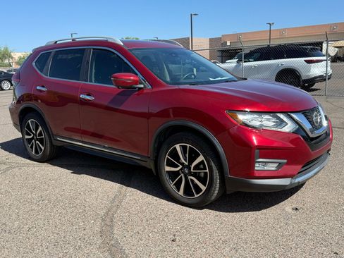 Used 2020 Nissan Rogue SL w/ Premium Package FWD image 3