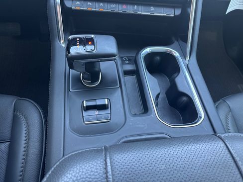 Certified 2025 GMC Sierra 1500 Denali w/ Denali Reserve Package image 5