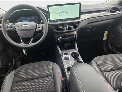 New 2025 Ford Escape SE image 14
